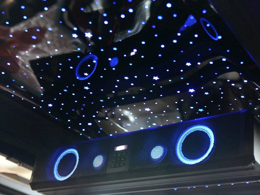גג כוכבים LED